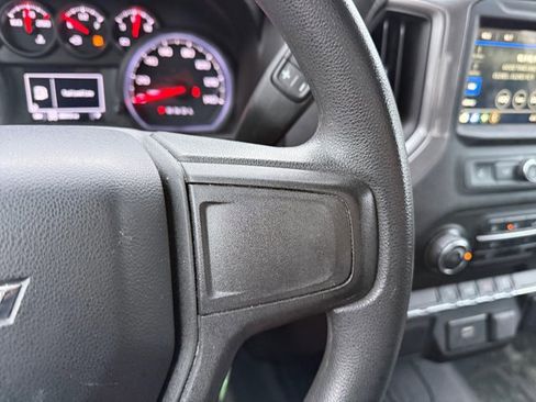 Used 2019 Chevrolet Silverado 1500 Custom Trail Boss w/ Custom Convenience Package image 16