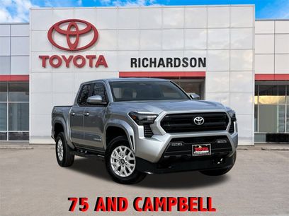 Used 2025 Toyota Tacoma SR5