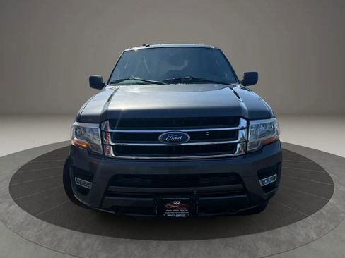 Used 2017 Ford Expedition EL XLT w/ Equipment Group 202A image 3