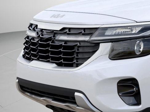 New 2026 Kia Seltos S image 13