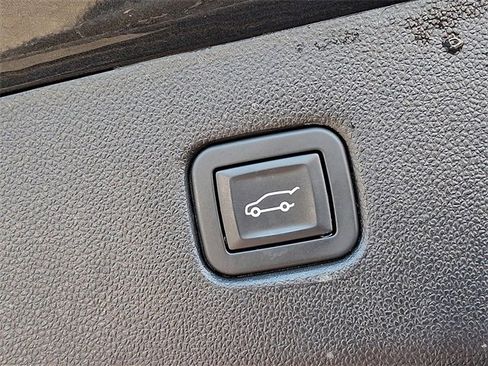 Used 2019 Chevrolet Blazer LT w/ Sun and Wheels Package image 30