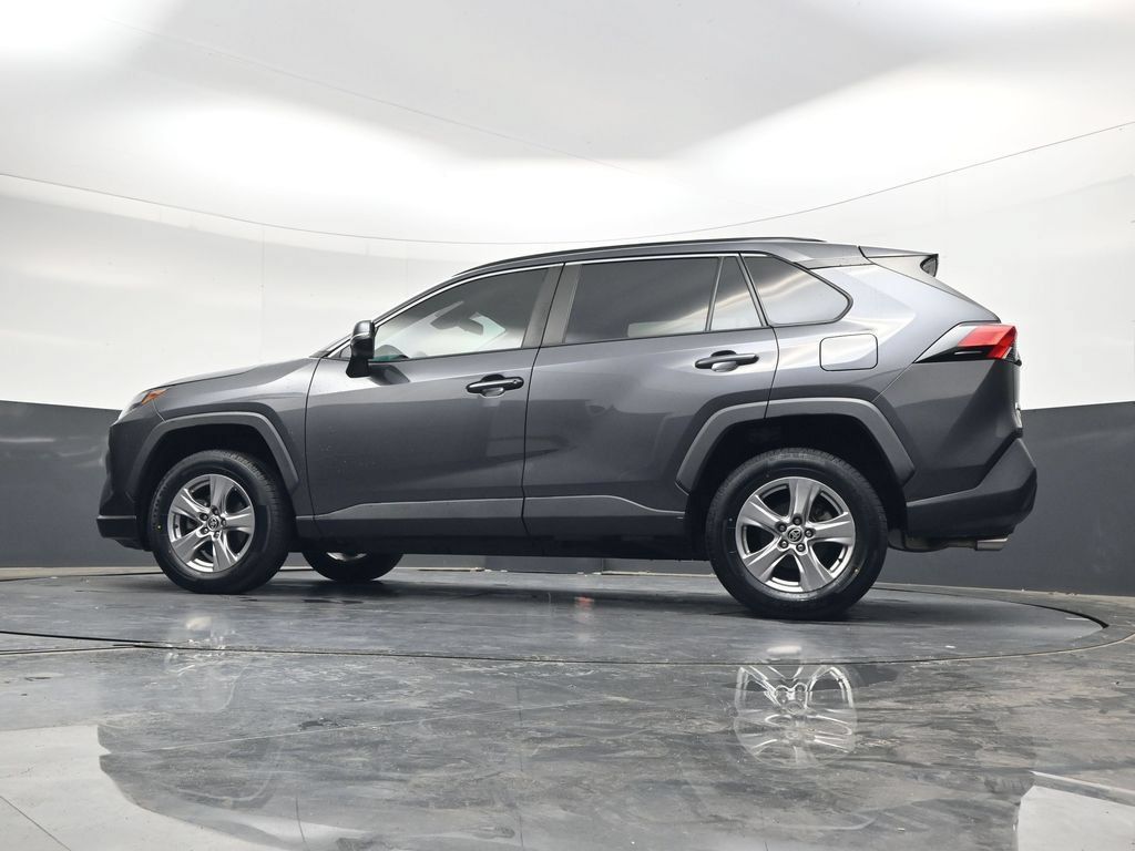 Used 2023 Toyota RAV4 XLE FWD image 29