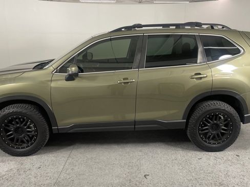 Used 2022 Subaru Forester Limited image 6