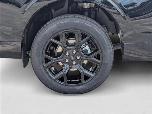 New 2025 Ford Maverick Lobo image 10