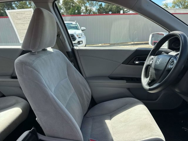Used 2015 Honda Accord EX image 13