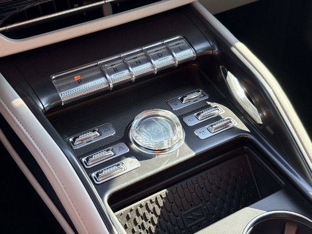 New 2026 Lincoln Nautilus Premier AWD/4WD image 27