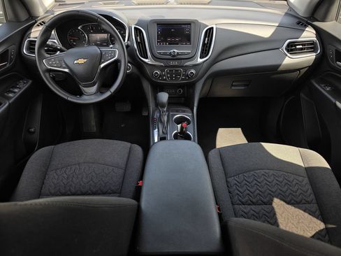 Used 2024 Chevrolet Equinox LT FWD image 17