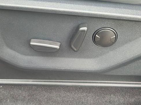 Used 2025 Ford F150 Lightning Flash AWD/4WD image 22