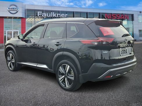 Certified 2023 Nissan Rogue SL w/ SL Premium Package image 4
