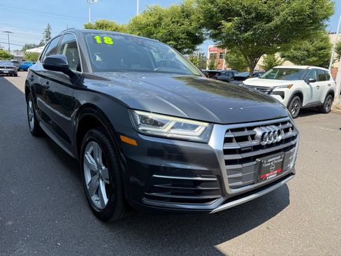 Used 2018 Audi Q5 2.0T Premium Plus w/ Premium Plus Package AWD/4WD image 6