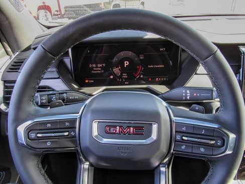 New 2026 GMC Acadia Elevation image 24