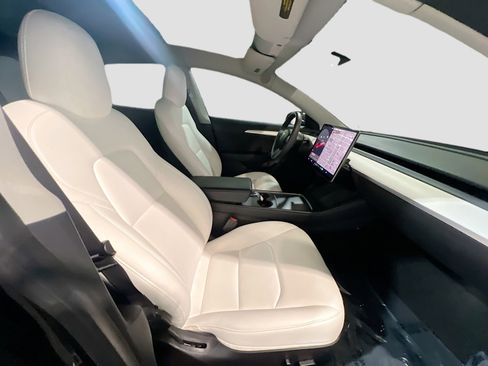 Used 2021 Tesla Model 3 Long Range image 22