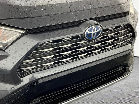 Used 2019 Toyota RAV4 XSE w/ All Weather Liner Package AWD/4WD image 28