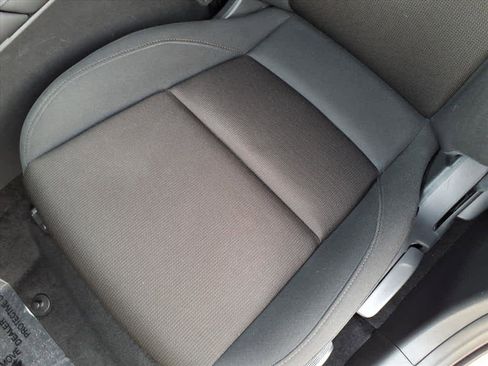 Used 2021 MAZDA MAZDA3 s image 25