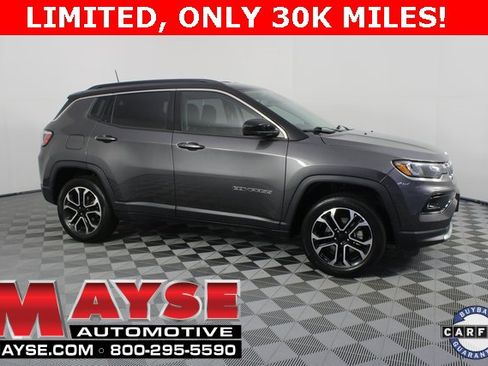 Used 2022 Jeep Compass Limited image 1