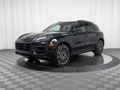 New 2026 Porsche Cayenne S AWD/4WD image 1