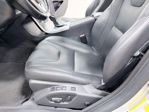 Used 2018 Volvo S60 T5 Inscription FWD image 30
