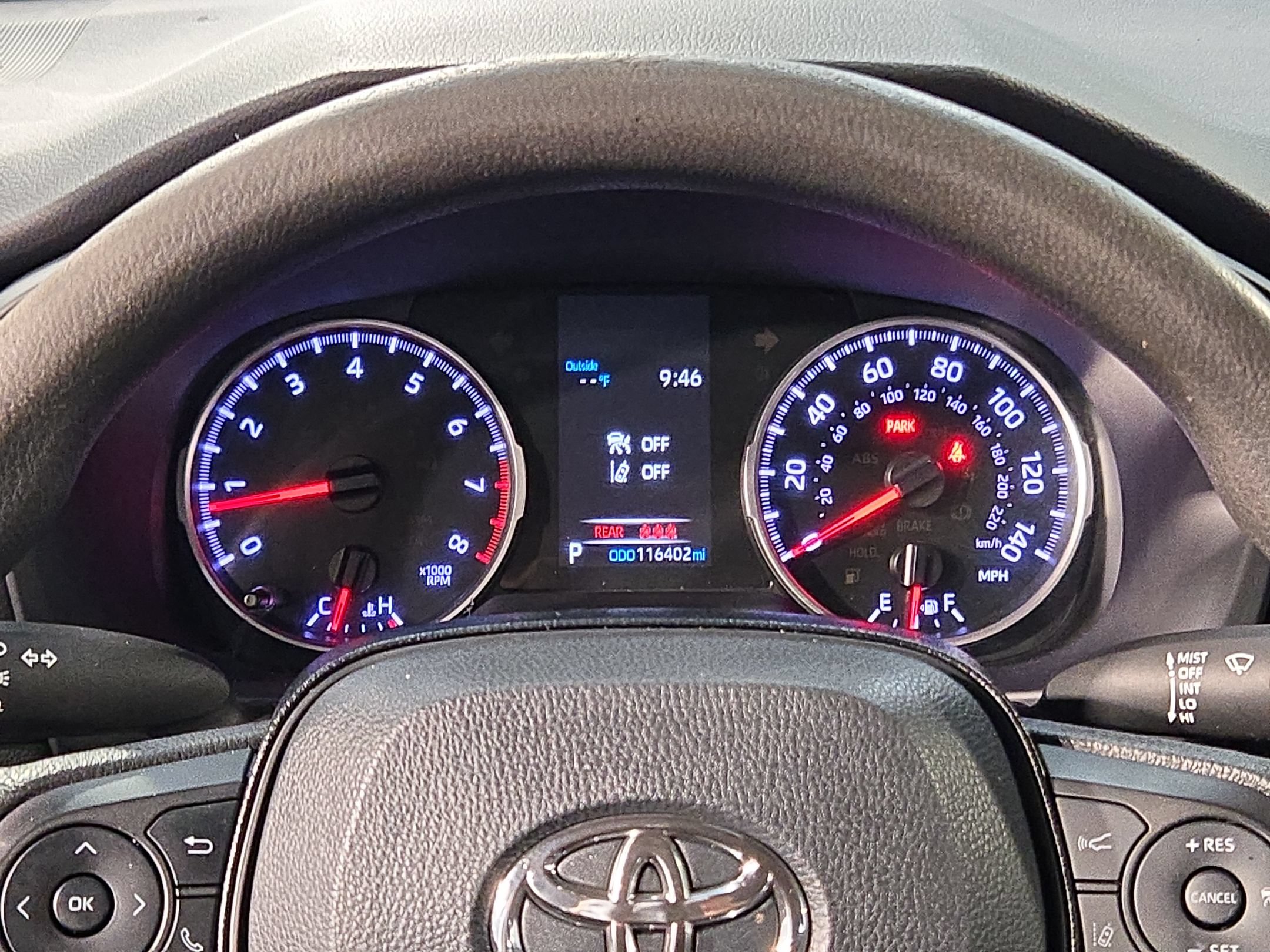 Used 2020 Toyota RAV4 LE FWD image 15