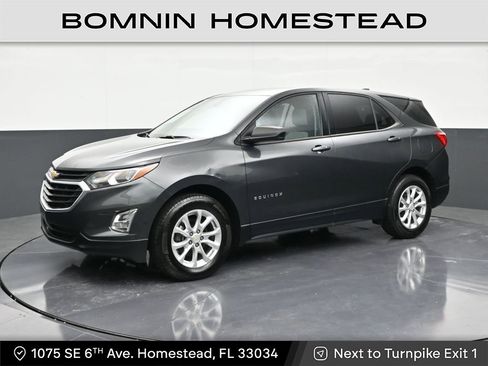 Used 2019 Chevrolet Equinox LS FWD image 1