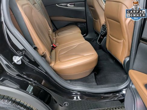 Used 2022 Lincoln Nautilus Reserve AWD/4WD image 27