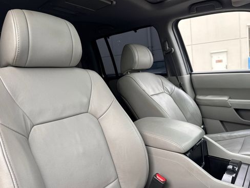 Used 2015 Honda Pilot Touring image 31