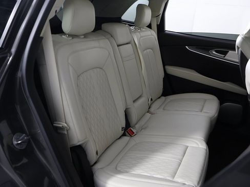 Used 2022 Lincoln Nautilus Black Label w/ Class II Trailer Tow Package image 36