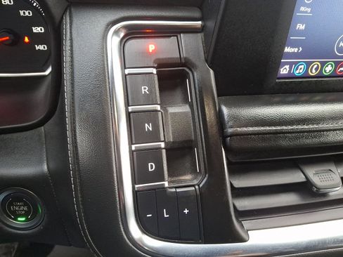 Used 2022 Chevrolet Tahoe LS w/ Driver Alert Package image 17