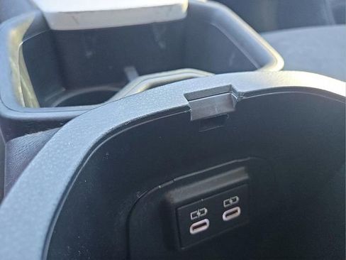 Used 2023 Toyota RAV4 XLE w/ Convenience Package image 25