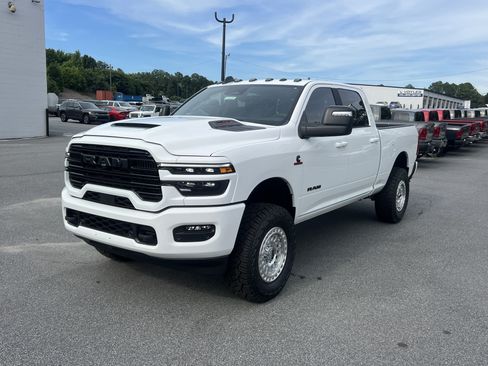New 2026 RAM 2500 Laramie w/ Night Edition AWD/4WD image 3
