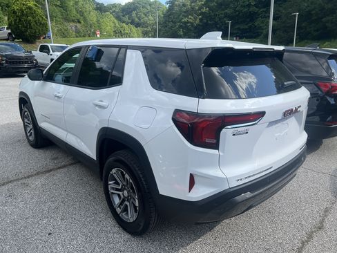 Used 2025 GMC Terrain Elevation AWD/4WD image 5