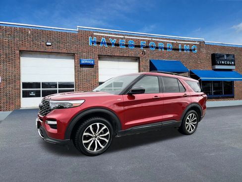 Used 2022 Ford Explorer ST-Line w/ Class IV Trailer Tow Package image 2