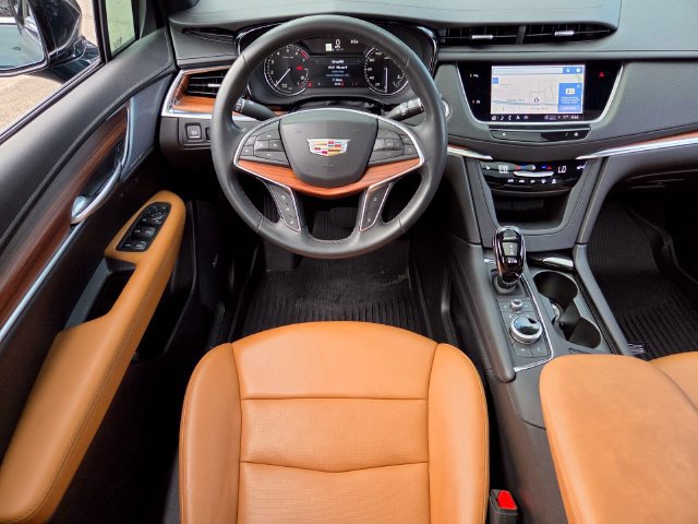 Used 2025 Cadillac XT5 Premium Luxury w/ LPO, Floor Liner Package FWD image 14