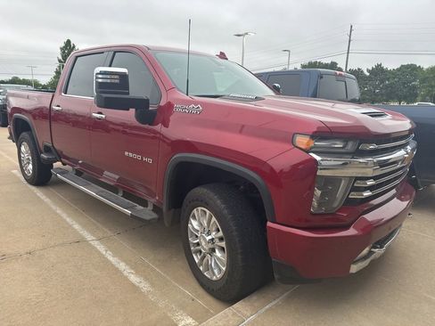 Used 2020 Chevrolet Silverado 2500 High Country w/ Z71 Off-Road Package AWD/4WD image 4