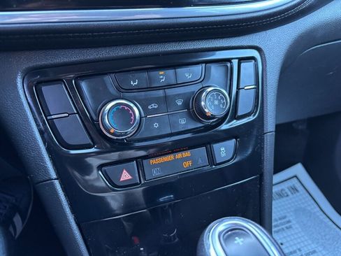 Used 2019 Buick Encore Preferred image 17