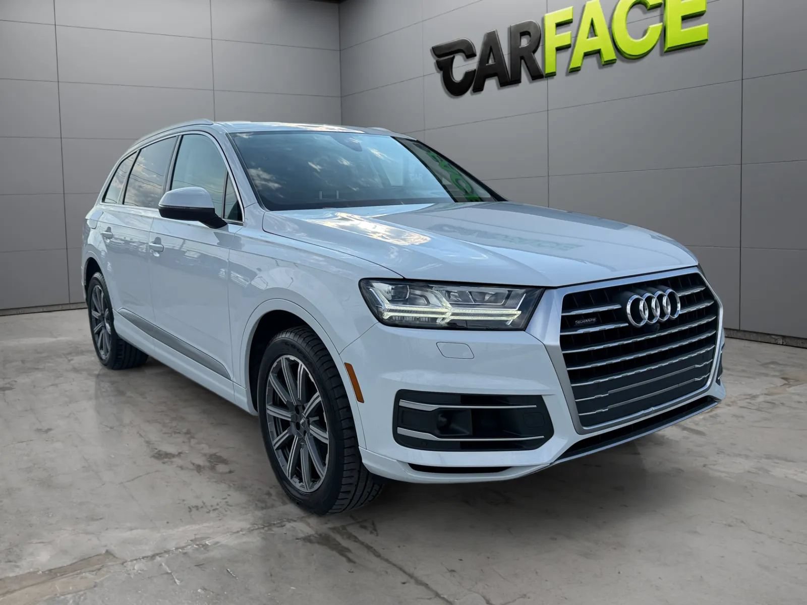 Used 2018 Audi Q7 3.0T Prestige AWD/4WD image 4