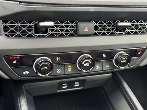 Certified 2023 Honda Accord EX image 28