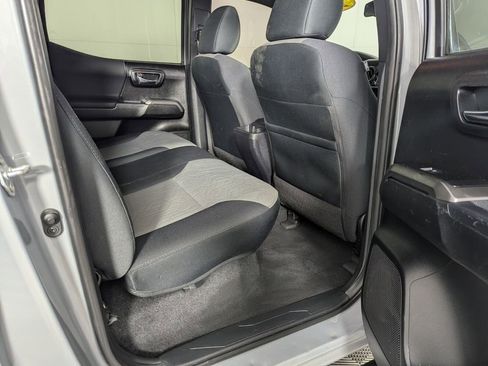 Used 2021 Toyota Tacoma TRD Sport image 35