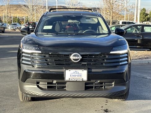 New 2026 Nissan Kicks SV w/ SV Premium Package image 5