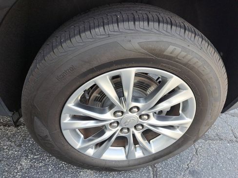 Used 2020 Cadillac XT5 Premium Luxury FWD image 20
