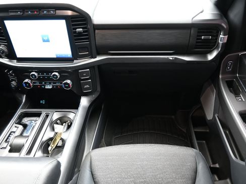 Used 2022 Ford F150 XLT w/ Equipment Group 302A High AWD/4WD image 32