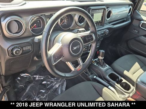 Used 2018 Jeep Wrangler Unlimited Sahara AWD/4WD image 2