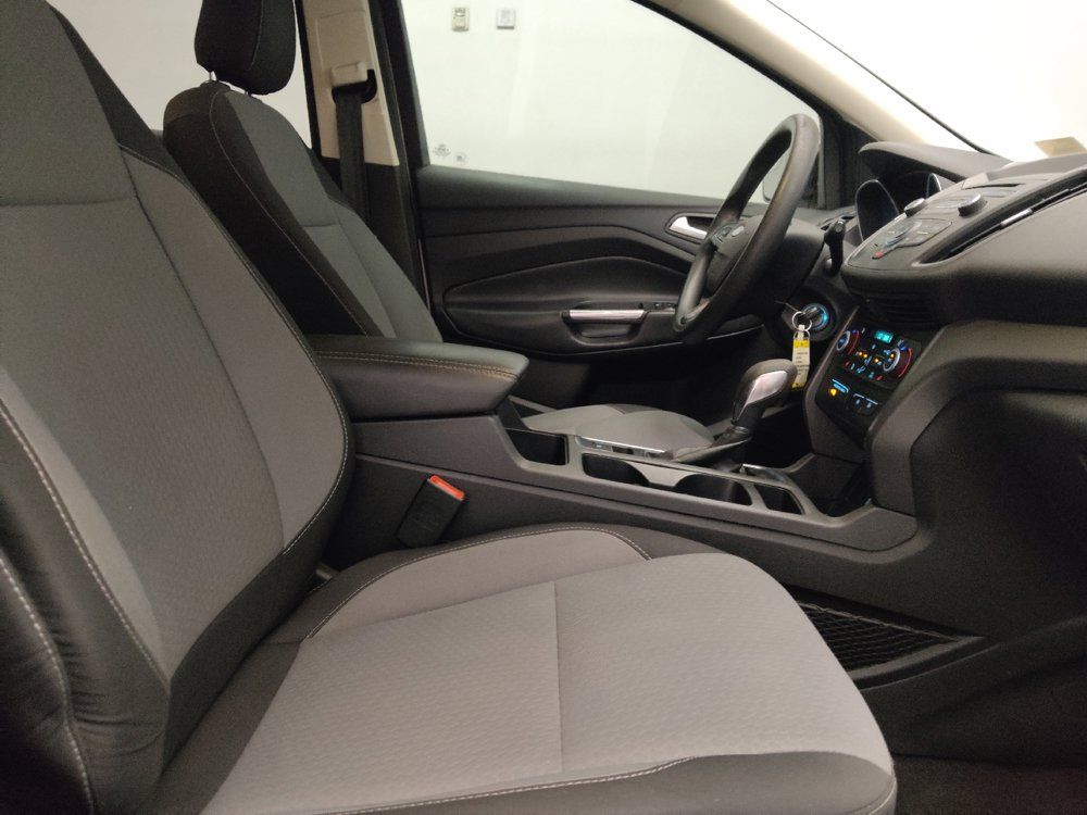 Used 2018 Ford Escape SE FWD image 21