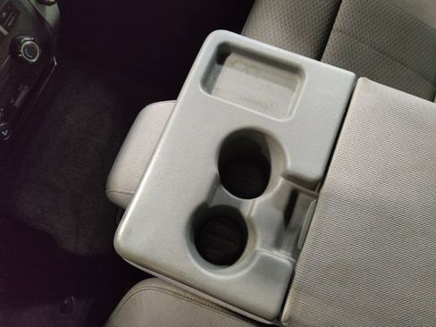 Used 2012 Ford F150 XLT w/ XLT Chrome Pkg image 26