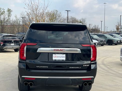 Used 2021 GMC Yukon Denali image 11