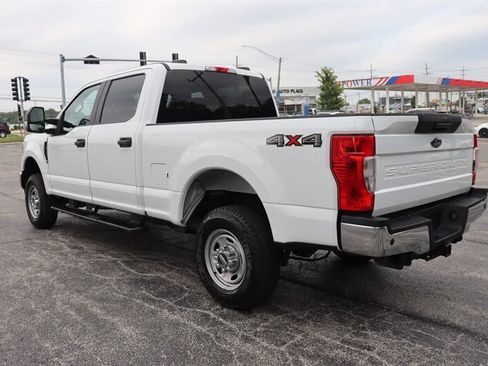 Used 2022 Ford F250 XL w/ Power Equipment Group AWD/4WD image 5