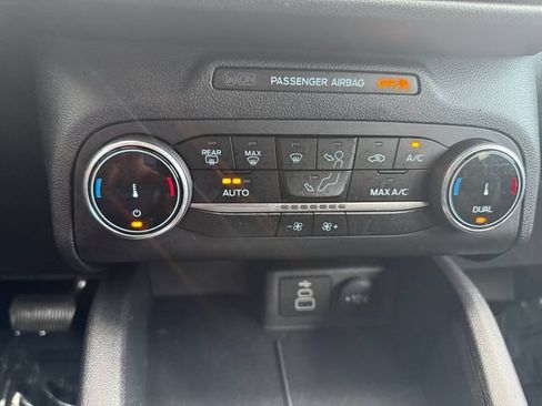 Used 2025 Ford Escape ST-Line FWD image 8