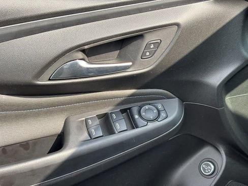 Used 2024 Buick Envista Sport Touring w/ Convenience I Package FWD image 16