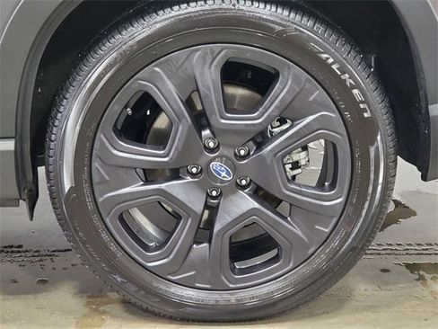 Certified 2025 Subaru Ascent Onyx Edition image 9