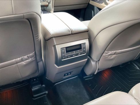 Used 2021 Lexus GX 460 Premium w/ Premium Plus Package AWD/4WD image 38