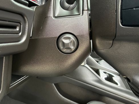 Used 2021 Chevrolet Tahoe LT w/ Luxury Package image 25